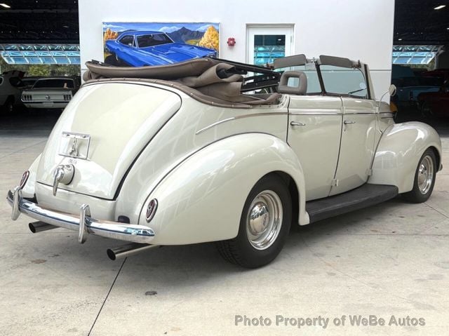 1939 Ford Deluxe  - 23052218 - 5