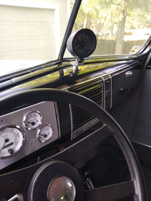 1939 Ford Deluxe For Sale - 21898152 - 11