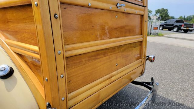 1939 Ford Woodie Wagon RestoMod - 20945832 - 18