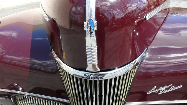 1941 Ford SUPER DELUXE RESTORED - 10278206 - 12
