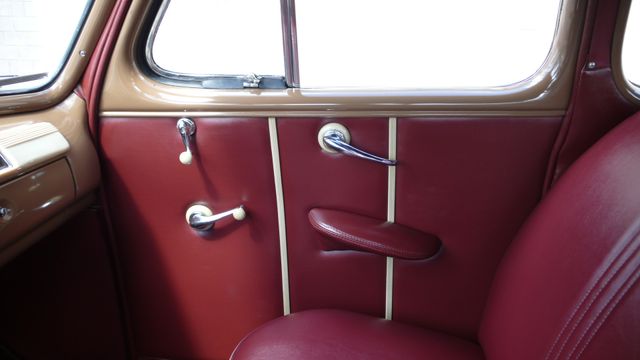 1941 Ford SUPER DELUXE RESTORED - 10278206 - 18