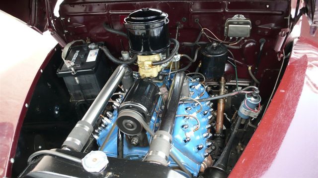 1941 Ford SUPER DELUXE RESTORED - 10278206 - 26
