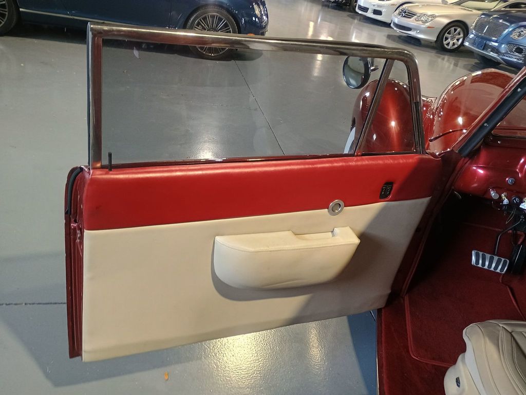 1941 Lincoln Continental Restomod Coupe - 22956396 - 27