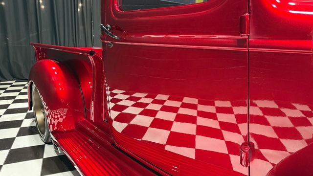 1946 Chevrolet C10 SHOW PIECE - EXPENSIVE PAINT JOB - TREAT YOURSELF - 23056645 - 13