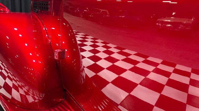 1946 Chevrolet C10 SHOW PIECE - EXPENSIVE PAINT JOB - TREAT YOURSELF - 23056645 - 25
