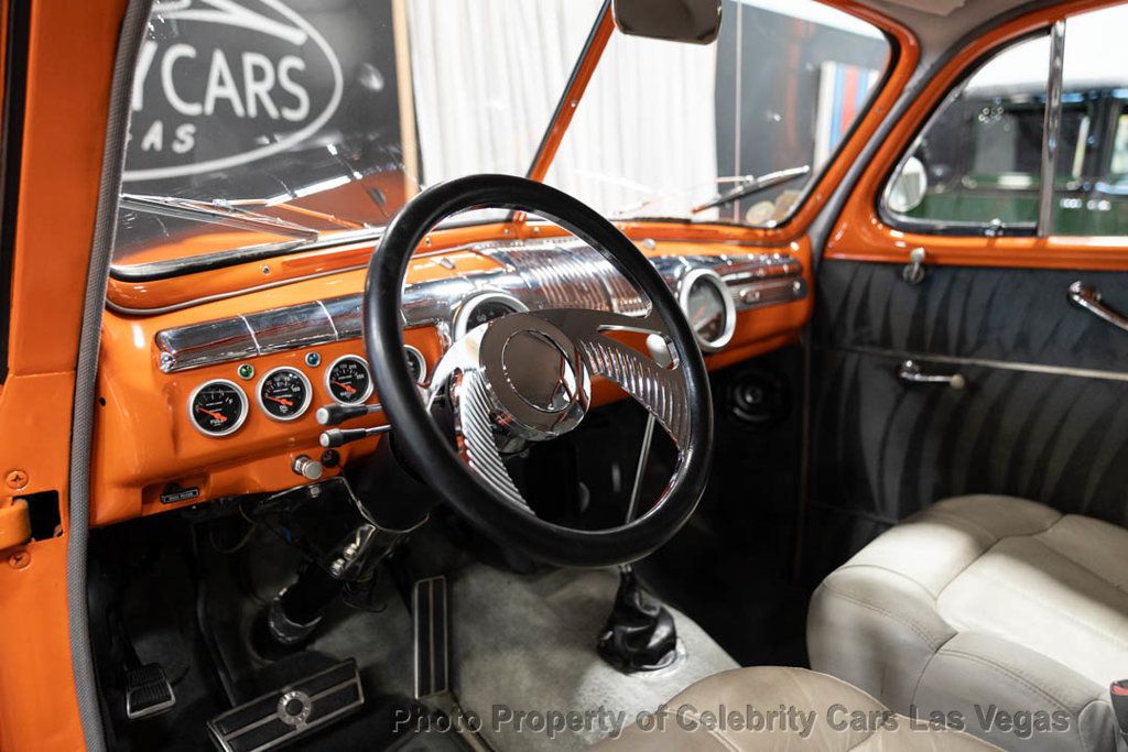 1946 Ford Super Deluxe 428 V8 "Fordor" Sedan - 23050692 - 1