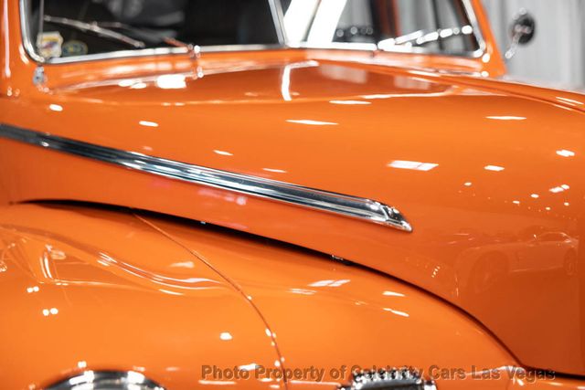 1946 Ford Super Deluxe 428 V8 "Fordor" Sedan - 23050692 - 22