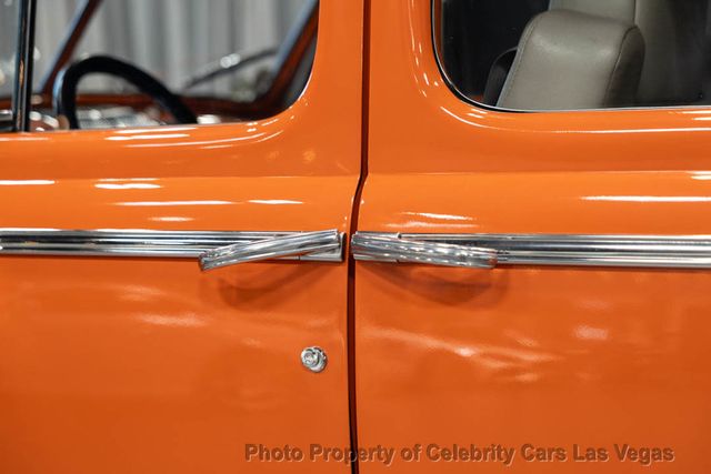1946 Ford Super Deluxe 428 V8 "Fordor" Sedan - 23050692 - 27