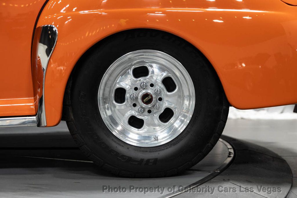 1946 Ford Super Deluxe 428 V8 "Fordor" Sedan - 23050692 - 30