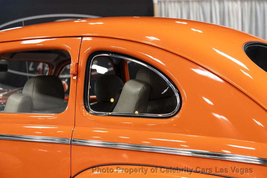 1946 Ford Super Deluxe 428 V8 "Fordor" Sedan - 23050692 - 32