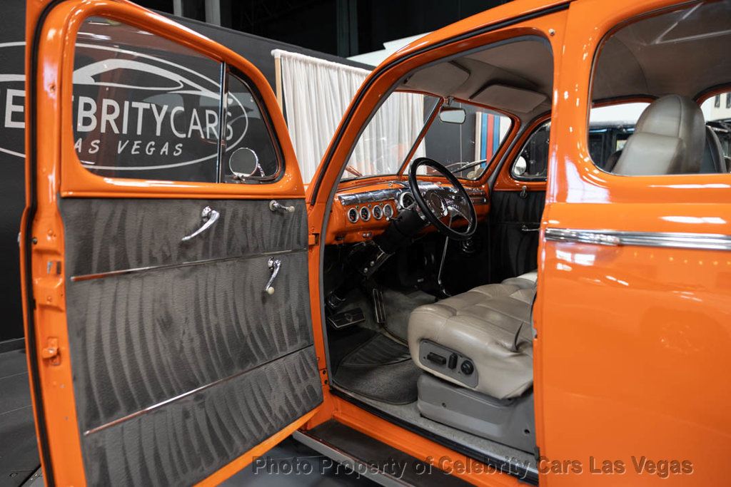 1946 Ford Super Deluxe 428 V8 "Fordor" Sedan - 23050692 - 35