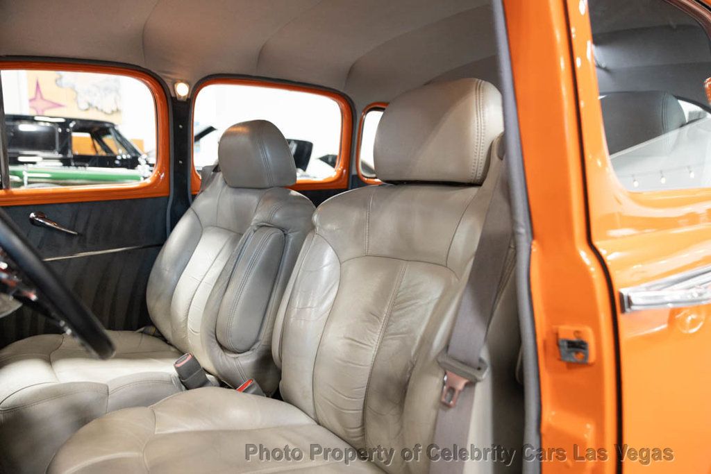 1946 Ford Super Deluxe 428 V8 "Fordor" Sedan - 23050692 - 36