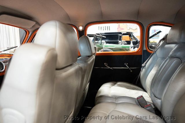 1946 Ford Super Deluxe 428 V8 "Fordor" Sedan - 23050692 - 47