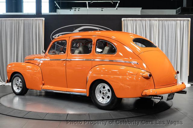 1946 Ford Super Deluxe 428 V8 "Fordor" Sedan - 23050692 - 4
