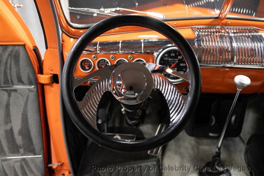 1946 Ford Super Deluxe 428 V8 "Fordor" Sedan - 23050692 - 61