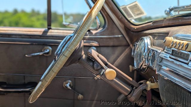 1946 Pontiac Streamliner Six Sedan For Sale - 22873334 - 82