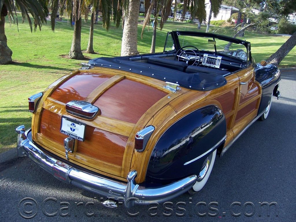 1947 Chrysler Town & Country Convertible - 10336716 - 26