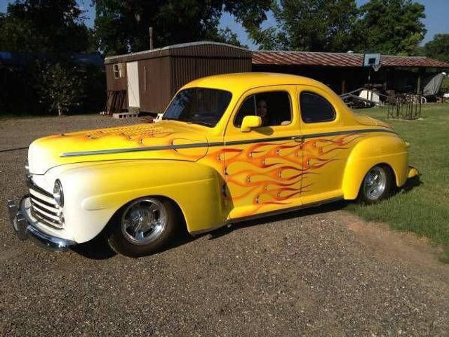 1947 Ford Coupe  - 21745367 - 0