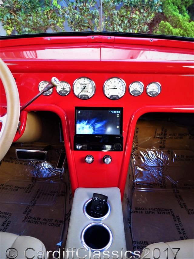 1948 Ford Super Deluxe 8  - 15483953 - 21