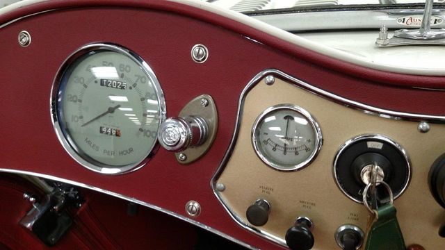 1948 MG MGTC  - 13674835 - 17