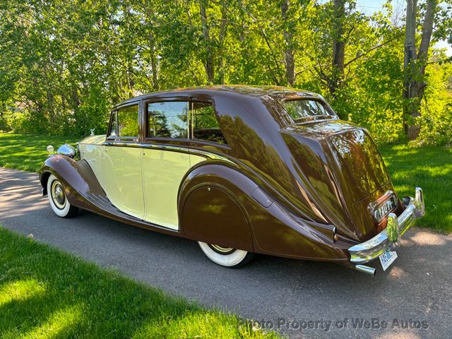 1948 Rolls-Royce Silver Wraith Limousine For Sale - 22882090 - 5