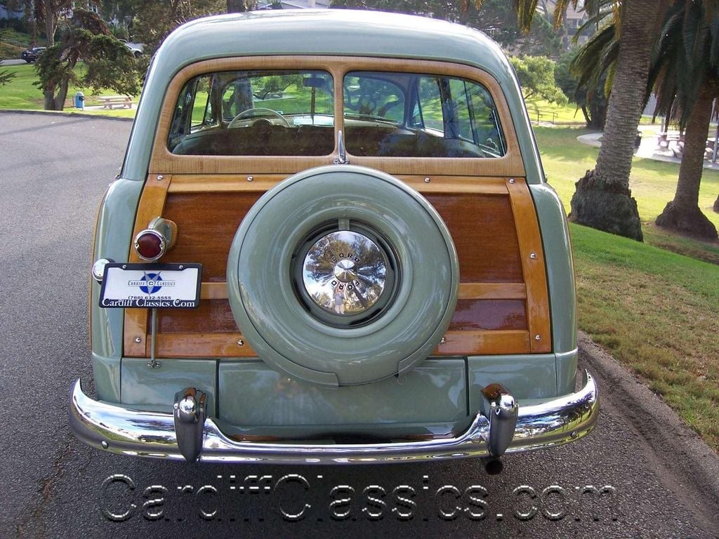 1949 Ford Woody Wagon - 9535726 - 8