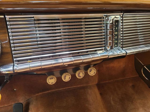 1949 Packard Custom Eight Series 22  - 20896548 - 78