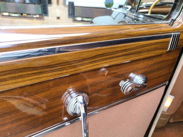 1949 Packard Custom Eight Series 22  - 20896548 - 86