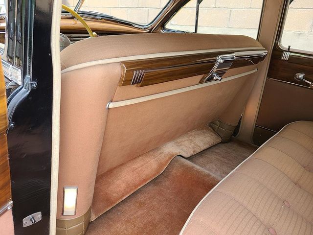 1949 Packard Custom Eight Series 22  - 20896548 - 87