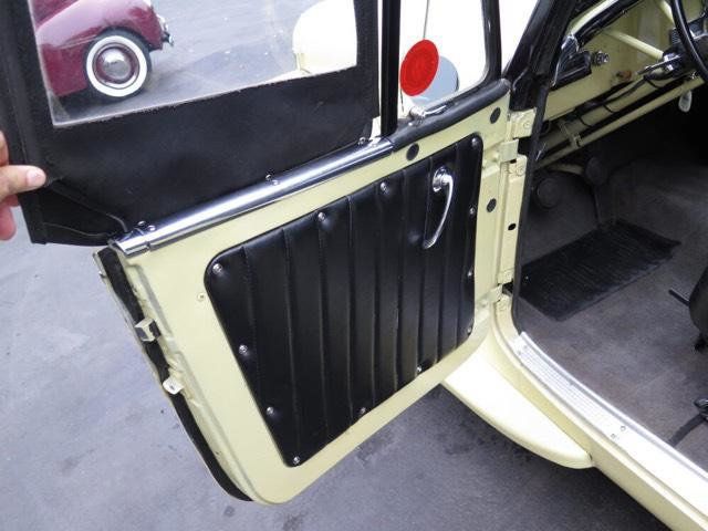 1950 Willys jeepster  - 17690949 - 22