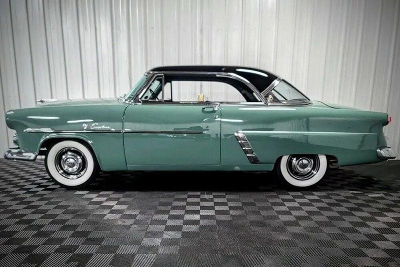 1952 Ford Crestline Victoria - 22989715 - 2