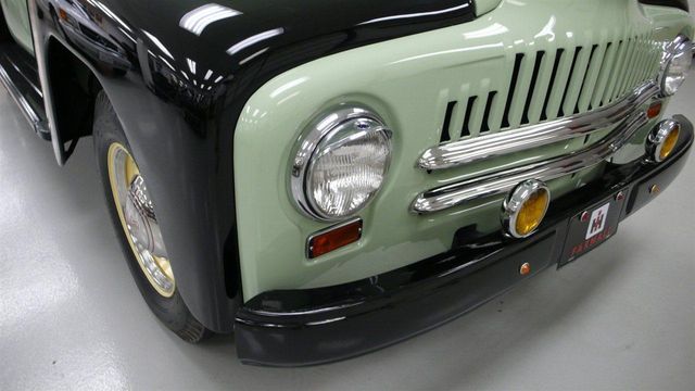 1952 International L-110 SHOW TRUCK - 12296551 - 9
