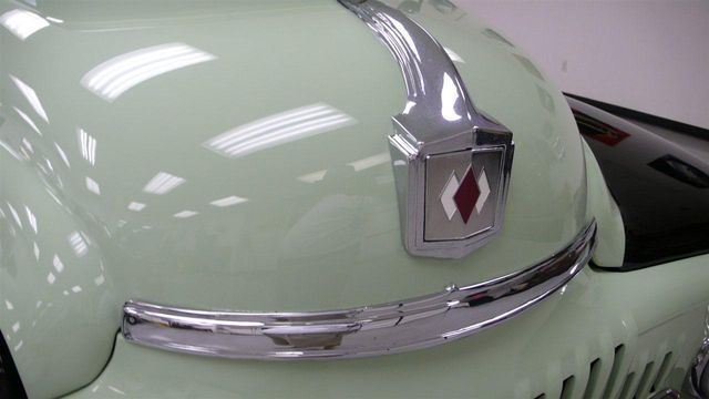 1952 International L-110 SHOW TRUCK - 12296551 - 12