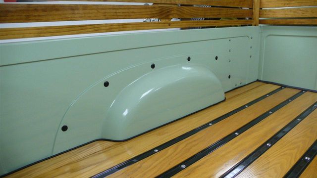 1952 International L-110 SHOW TRUCK - 12296551 - 37