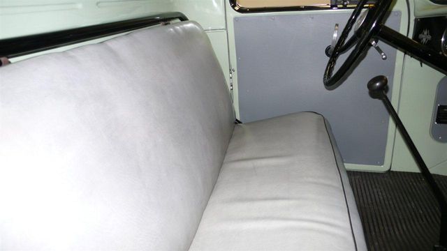 1952 International L-110 SHOW TRUCK - 12296551 - 63