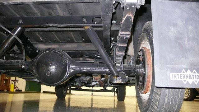 1952 International L-110 SHOW TRUCK - 12296551 - 76
