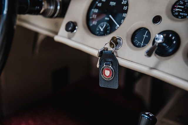 1953 Jaguar XK 120 ROADSTER XK120 ROADSTER - 20983647 - 23