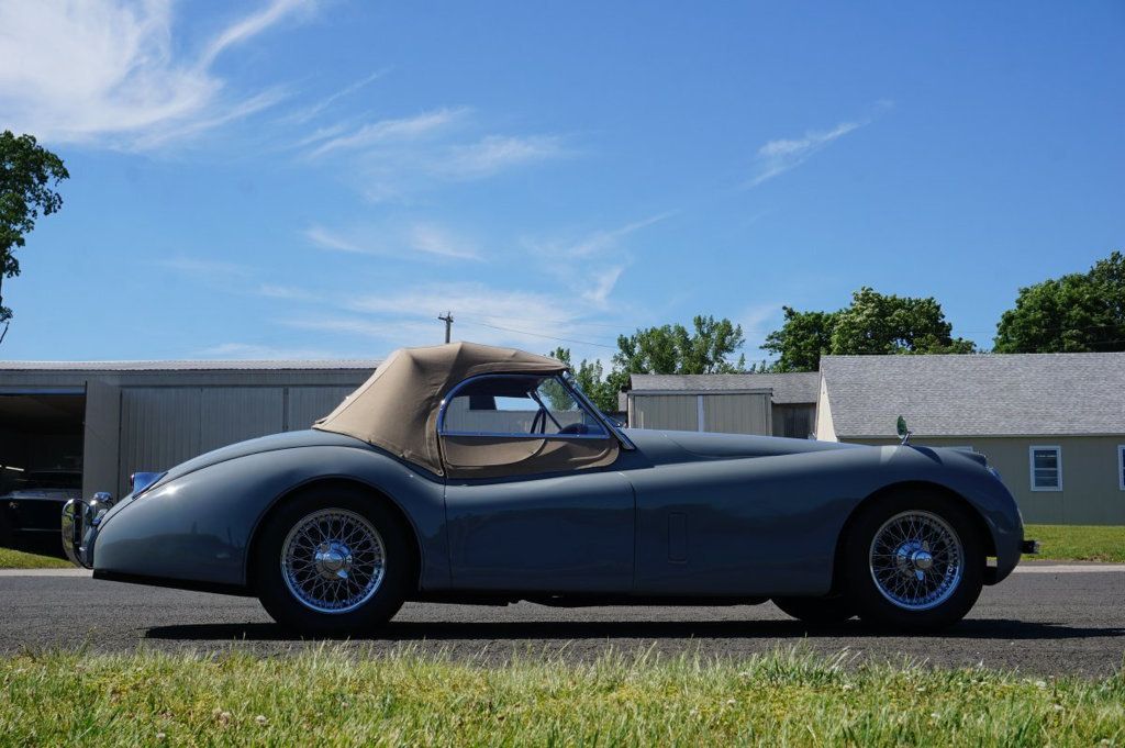 1954 Jaguar XK120 1954 Jaguar XK120 Roadster with Soft Top - 23068085 - 23