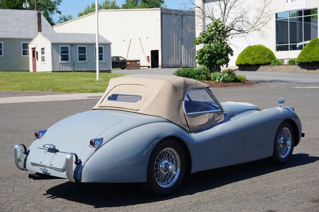 1954 Jaguar XK120 1954 Jaguar XK120 Roadster with Soft Top - 23068085 - 24