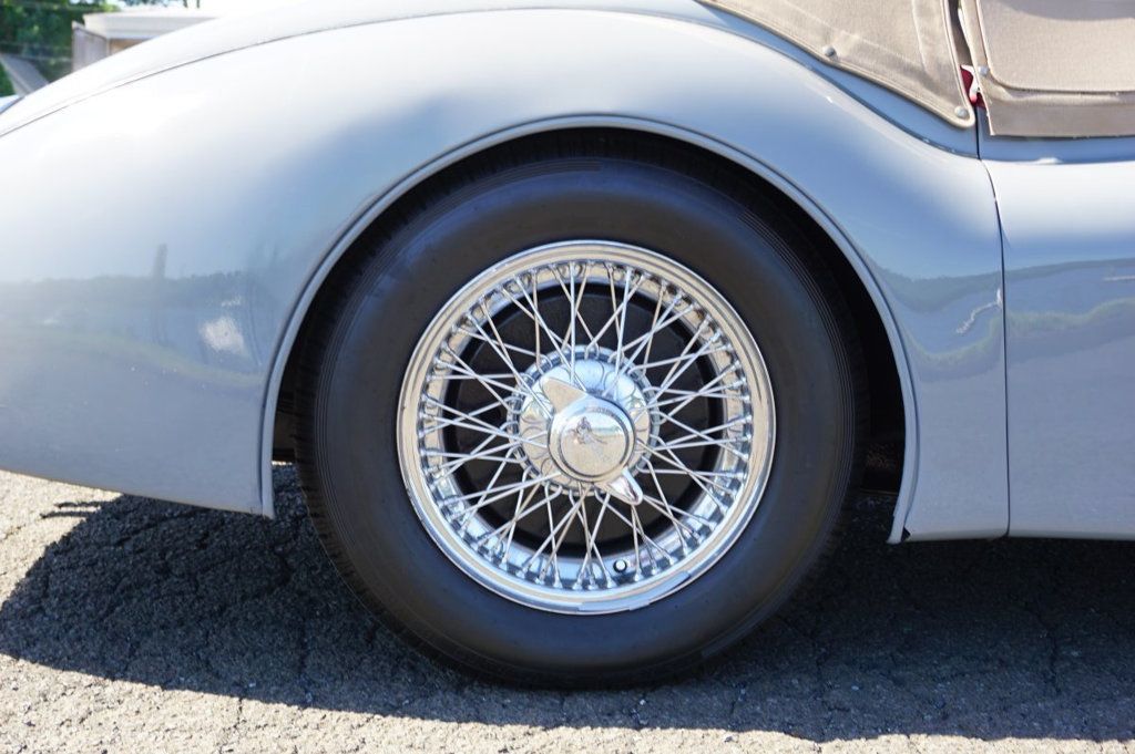 1954 Jaguar XK120 1954 Jaguar XK120 Roadster with Soft Top - 23068085 - 28