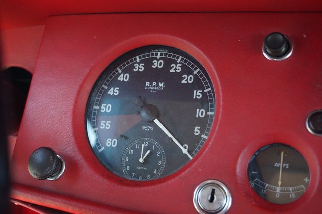 1954 Jaguar XK120 1954 Jaguar XK120 Roadster with Soft Top - 23068085 - 40