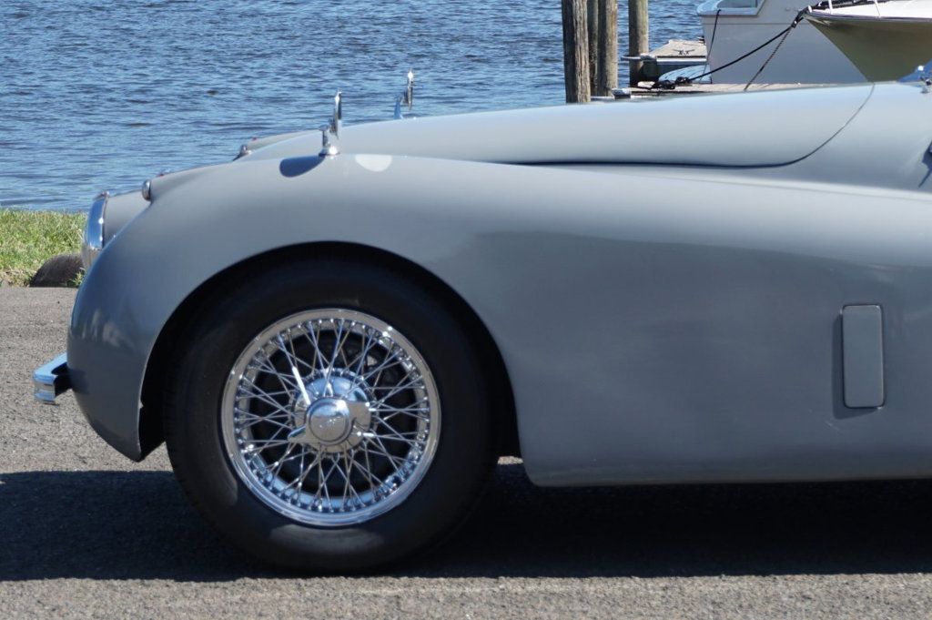 1954 Jaguar XK120 1954 Jaguar XK120 Roadster with Soft Top - 23068085 - 5