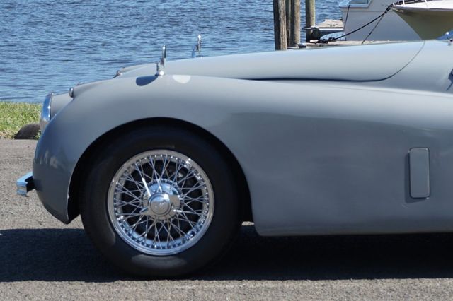 1954 Jaguar XK120 1954 Jaguar XK120 Roadster with Soft Top - 23068085 - 5