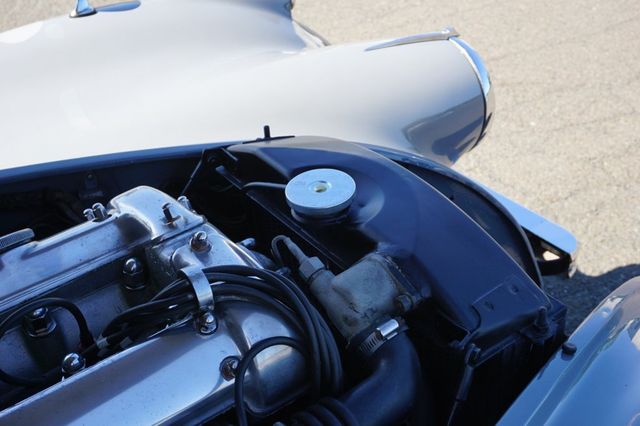 1954 Jaguar XK120 1954 Jaguar XK120 Roadster with Soft Top - 23068085 - 60