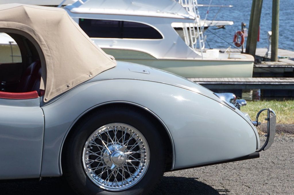 1954 Jaguar XK120 1954 Jaguar XK120 Roadster with Soft Top - 23068085 - 6