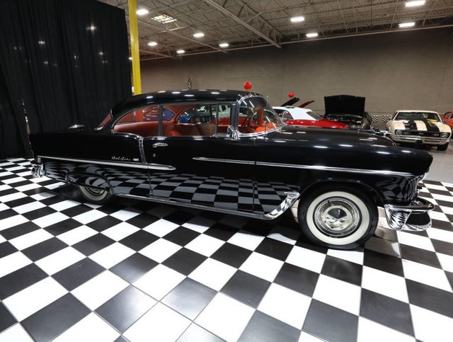 1955 Chevrolet Bel Air SHOW STOPPER - 22995698 - 17