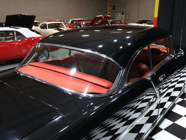 1955 Chevrolet Bel Air SHOW STOPPER - 22995698 - 21