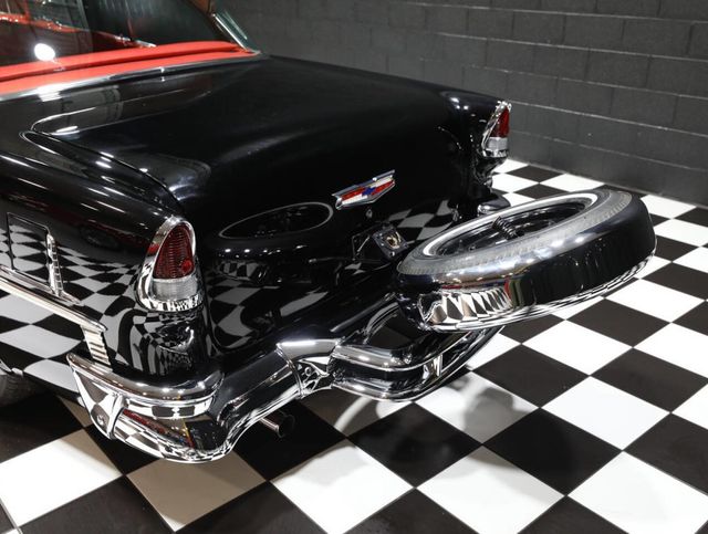 1955 Chevrolet Bel Air SHOW STOPPER - 22995698 - 26