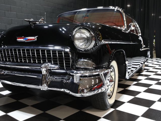 1955 Chevrolet Bel Air SHOW STOPPER - 22995698 - 8