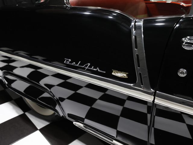 1955 Chevrolet Bel Air SHOW STOPPER - 23056683 - 19